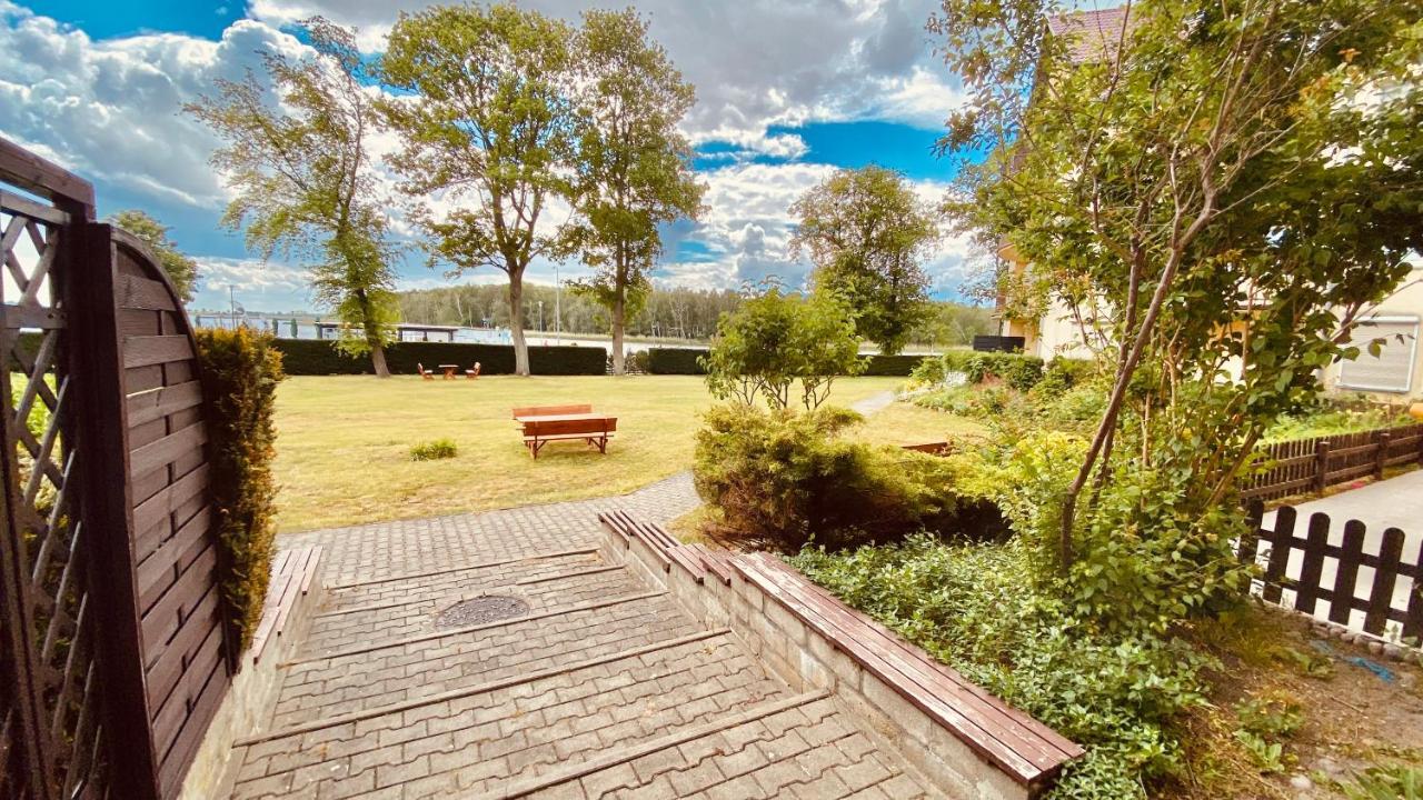 Sonnige Maisonette-Wohnung Mit Blick Auf Die Bucht จีฟโนฟ ภายนอก รูปภาพ