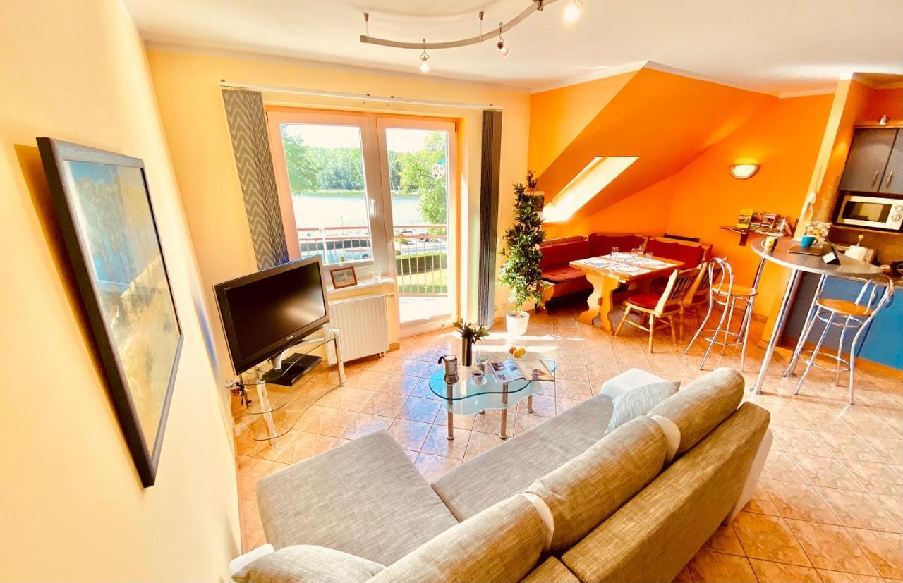 Sonnige Maisonette-Wohnung Mit Blick Auf Die Bucht จีฟโนฟ ภายนอก รูปภาพ